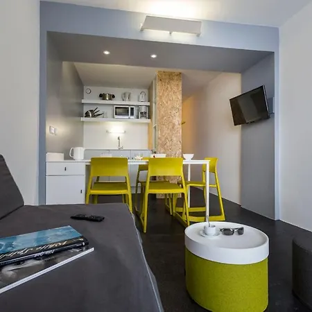Varet Apartment