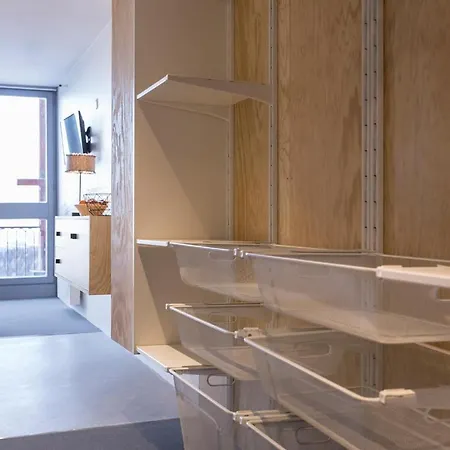 Varet Apartment *