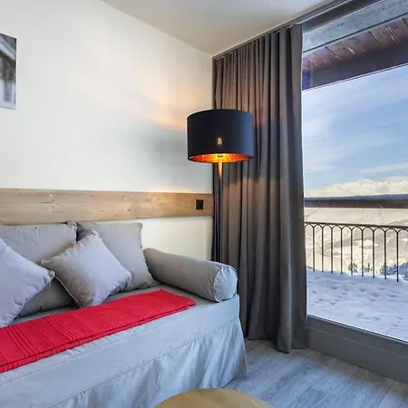 Varet Apartment *