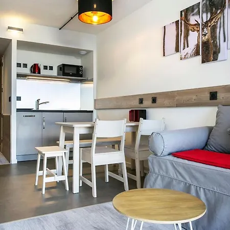 Varet Apartment