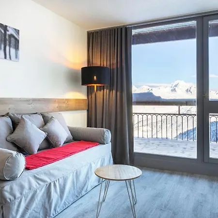 Varet Apartment *